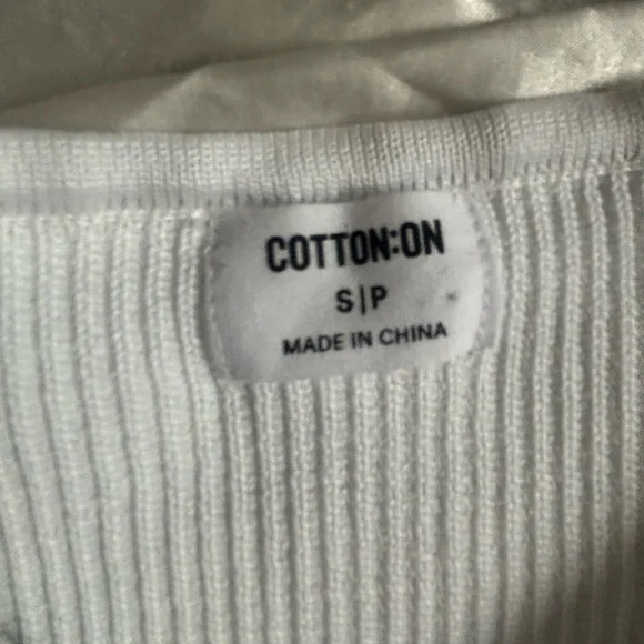 Cotton On White Off-the-Shoulder Cropped Sweater - Picture 2 of 2